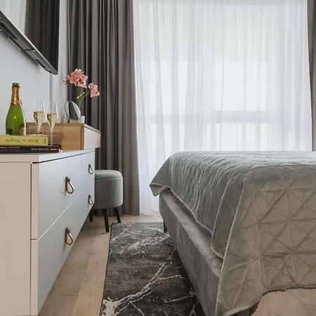 Signature Tn Executive 3 *